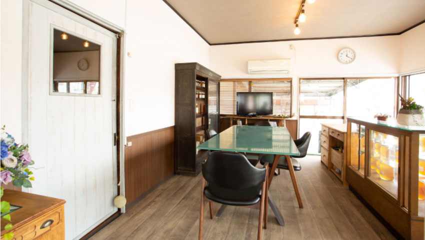 交野市　老舗はちみつ店